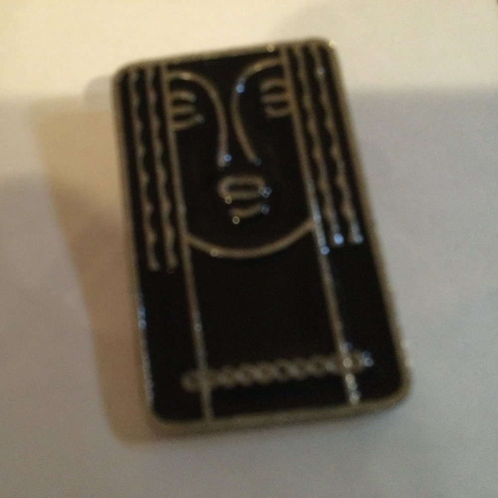 Ritz pewter Brooch or pendent